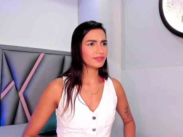 Felicity111 webcam