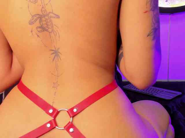 Felicity111 webcam