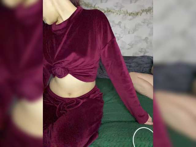 Crazy-lady's BongaCams show and profile