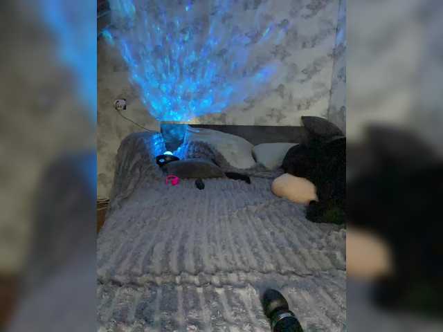 Crazy-lady's BongaCams show and profile