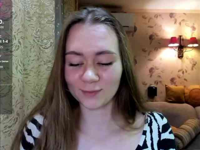 MadeleineEvans webcam