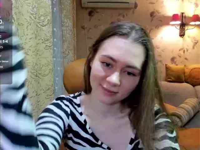 MadeleineEvans webcam