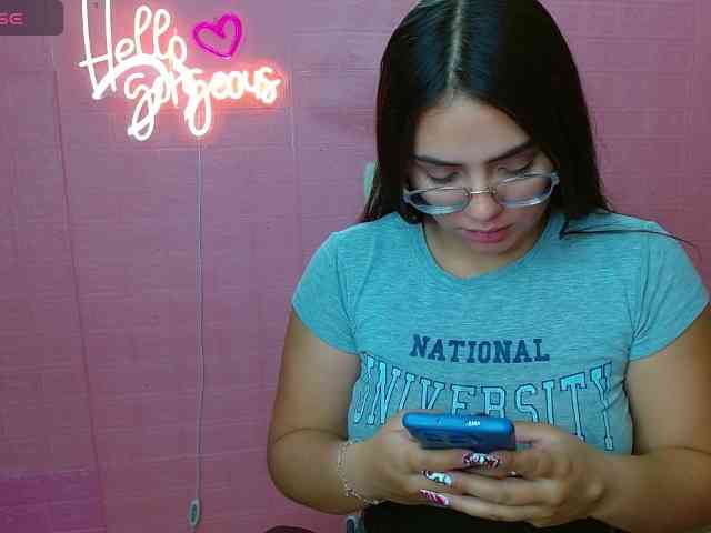 karol0906 Live Webcam on BongaCams