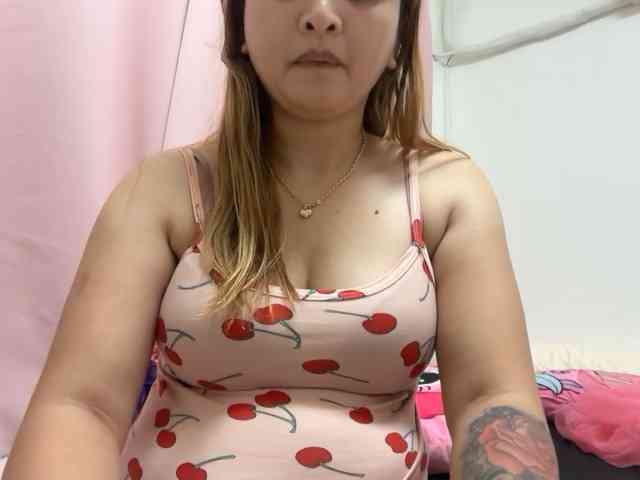 carolinexx03a webcam