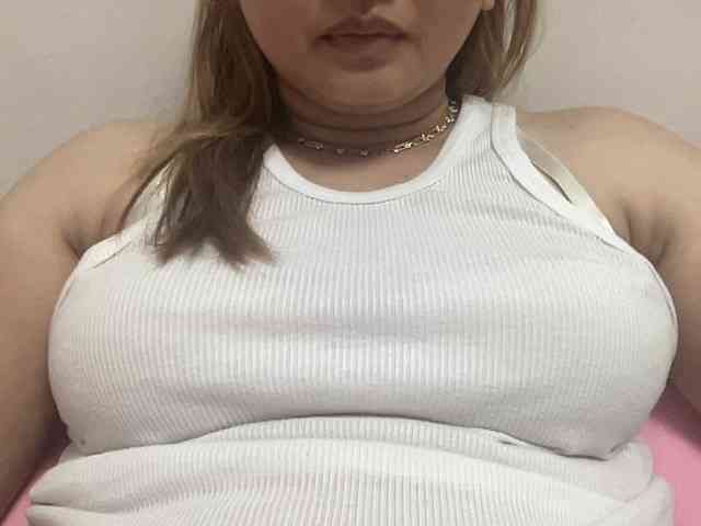 carolinexx03a webcam