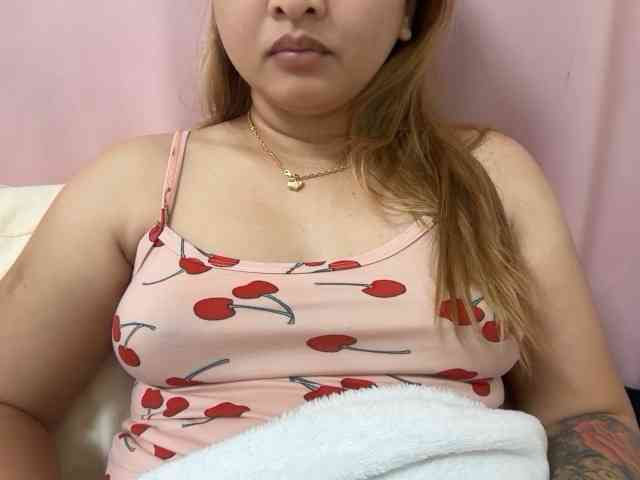 carolinexx03a webcam