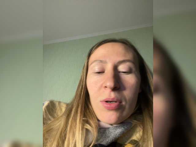 Saveta's BongaCams show and profile