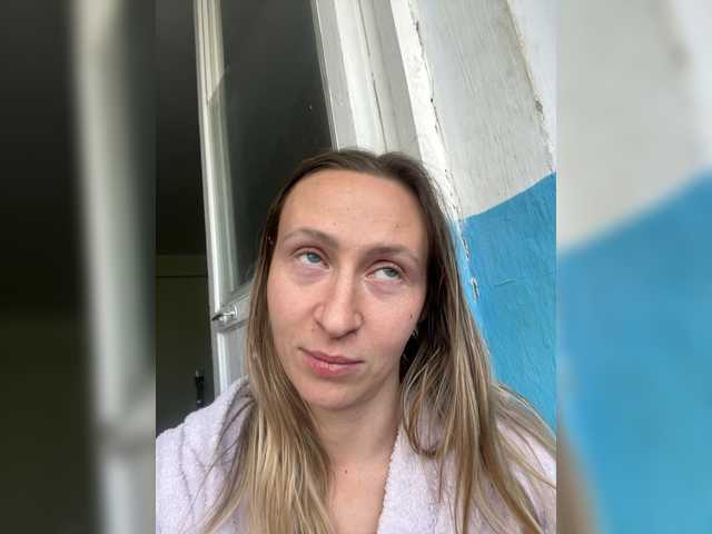 Saveta's BongaCams show and profile