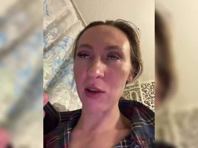 Saveta's BongaCams show and profile