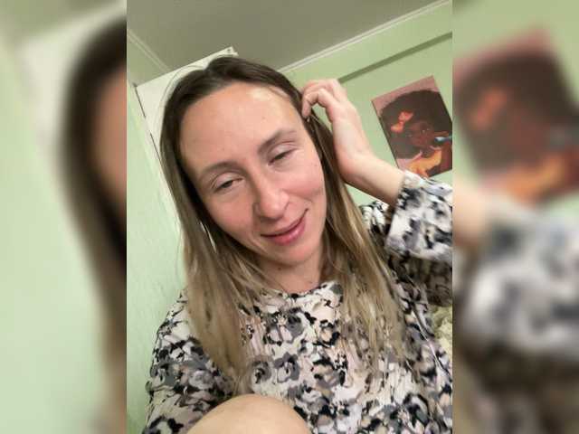 Saveta's BongaCams show and profile