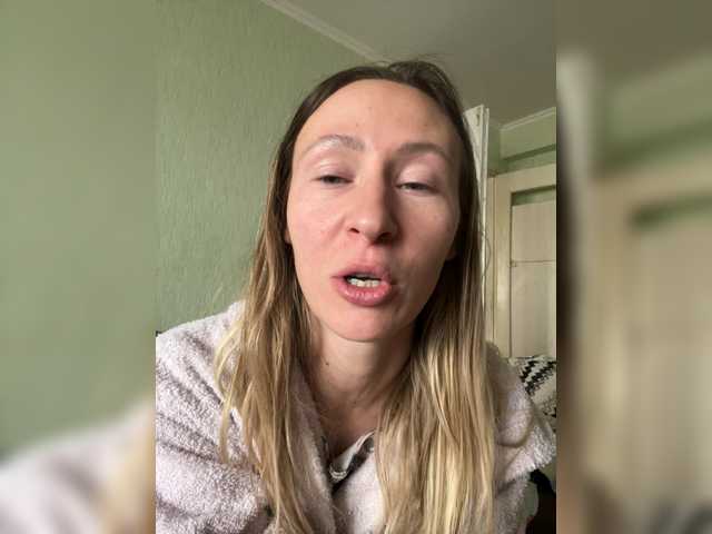 Saveta's BongaCams show and profile