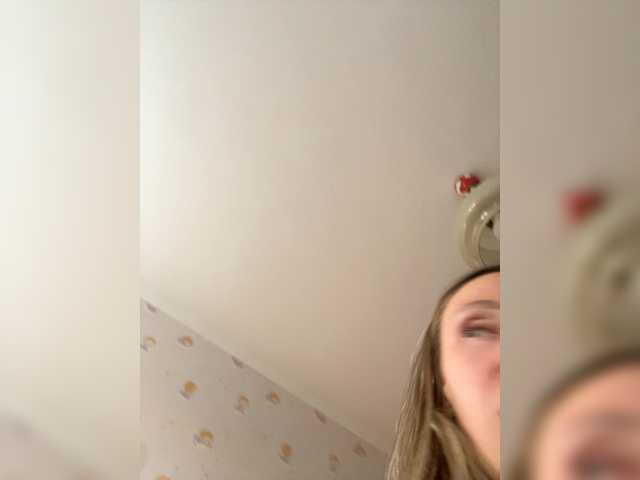 Saveta's BongaCams show and profile