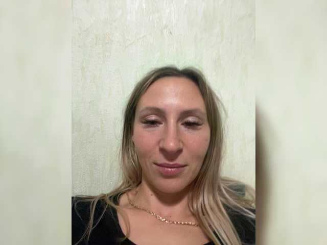 Saveta from BongaCams