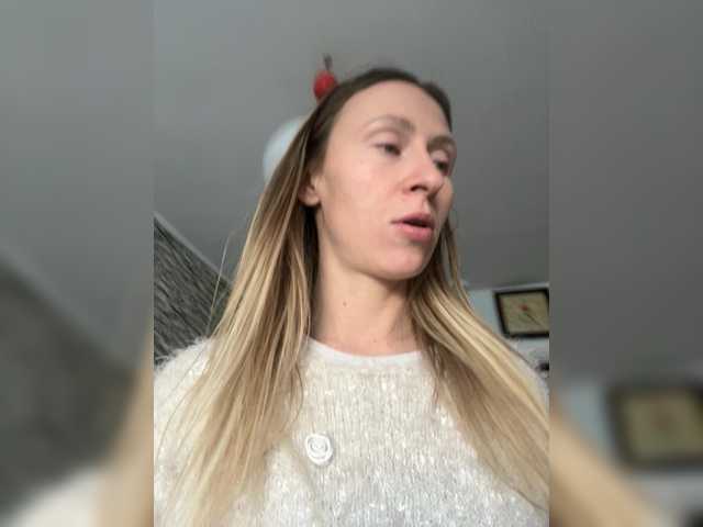 Saveta's BongaCams show and profile