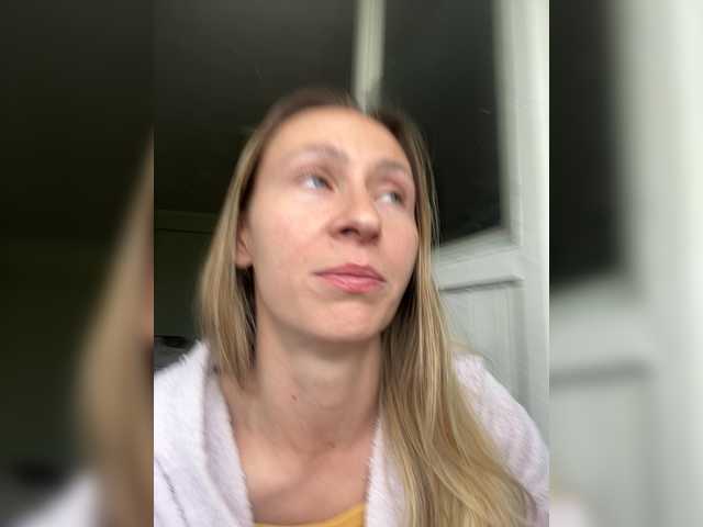 Saveta's BongaCams show and profile