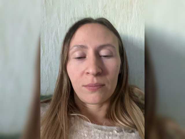 Saveta's BongaCams show and profile