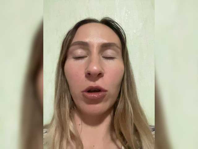 Saveta's BongaCams show and profile