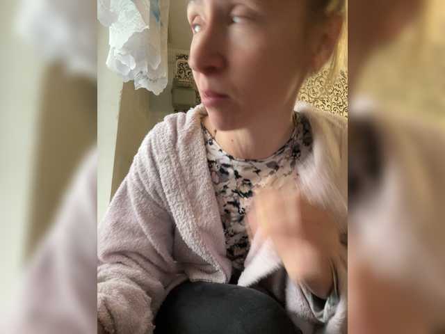 Saveta's BongaCams show and profile