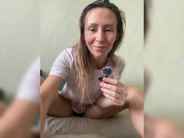 Saveta's BongaCams show and profile