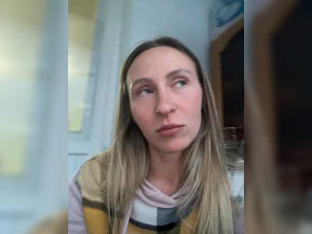 Saveta's BongaCams show and profile