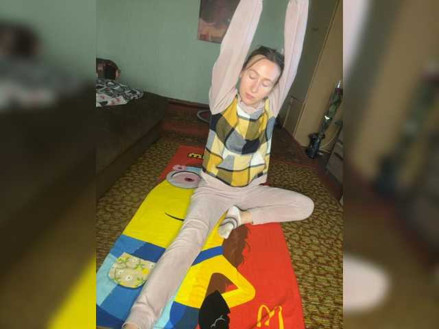 Saveta's BongaCams show and profile