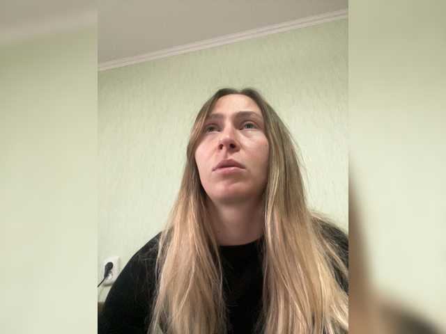 Saveta's BongaCams show and profile