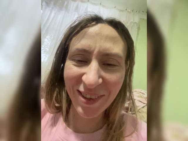 Saveta's BongaCams show and profile