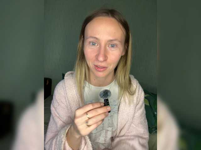 Saveta, 27 y/o - Live Cam on BongaCams