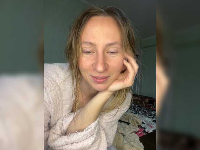 Saveta's BongaCams show and profile