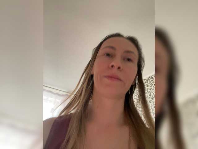 Saveta's BongaCams show and profile