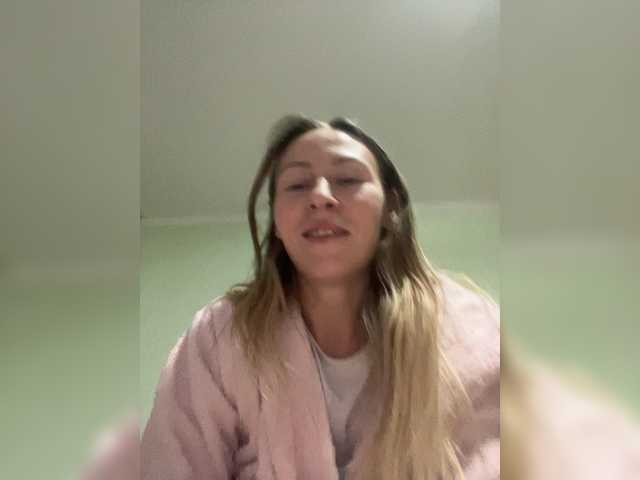 Saveta's BongaCams show and profile