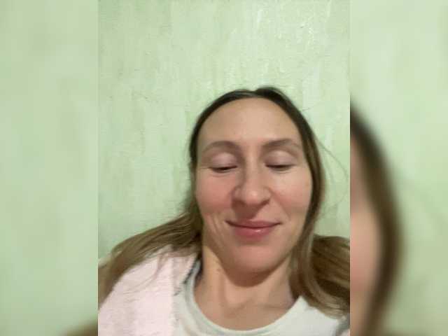 Saveta's BongaCams show and profile