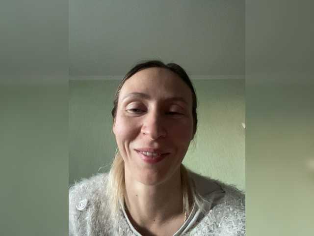 Saveta's BongaCams show and profile