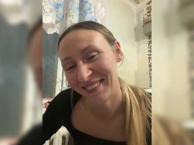 Saveta's BongaCams show and profile