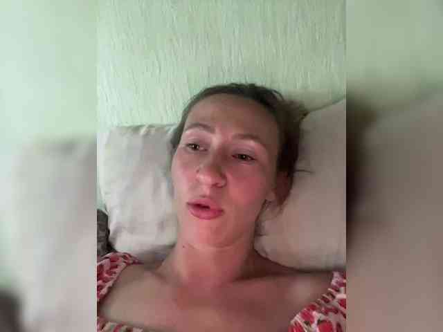 Saveta Live Webcam on BongaCams
