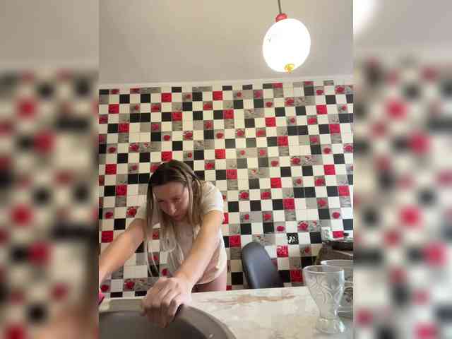 Saveta Live Webcam on BongaCams