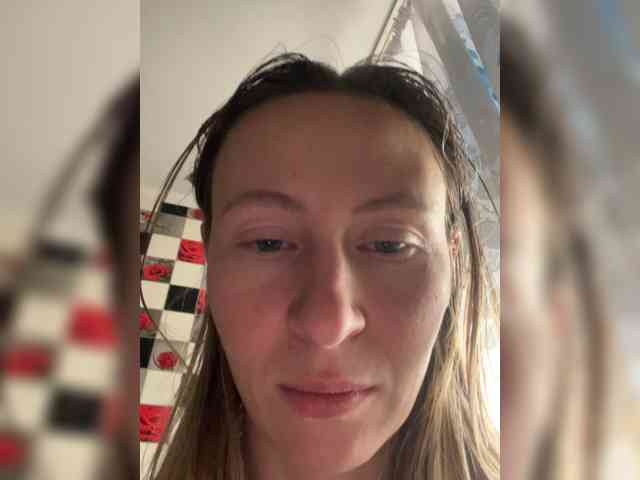 Saveta Live Webcam on BongaCams