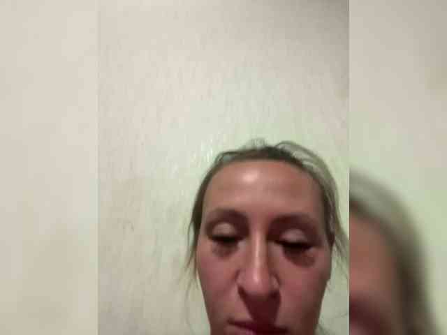 Saveta Live Webcam on BongaCams