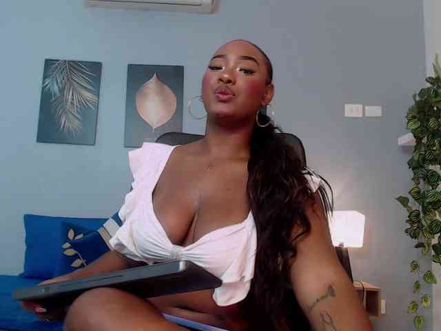 JasmineCampbell webcam