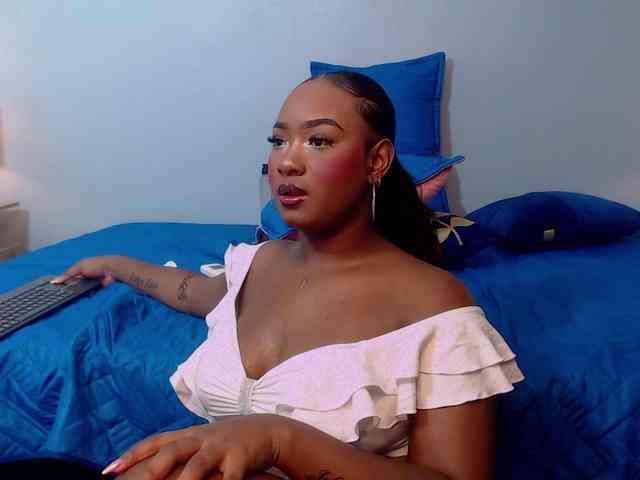 JasmineCampbell webcam