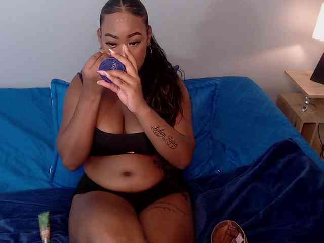 JasmineCampbell webcam