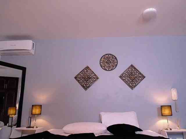 JasmineCampbell webcam