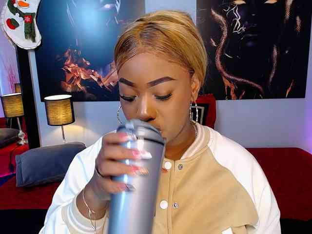 JasmineCampbell webcam