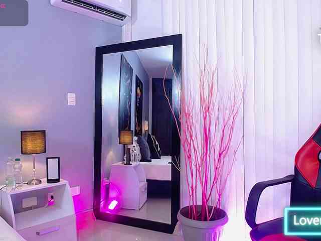 JasmineCampbell webcam