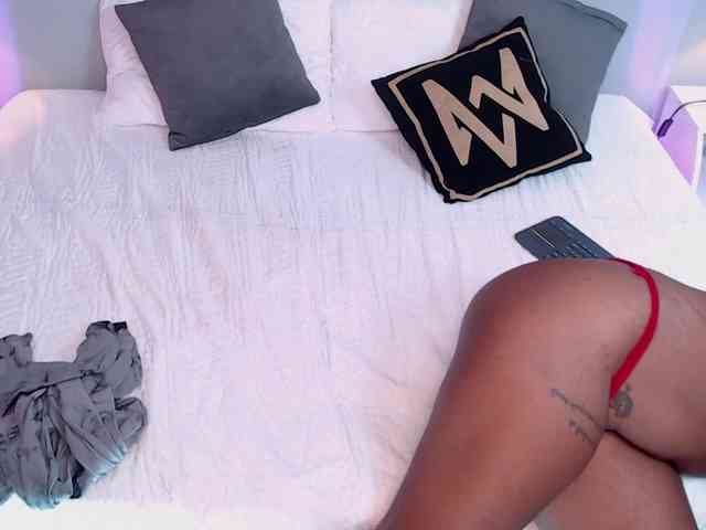 JasmineCampbell webcam