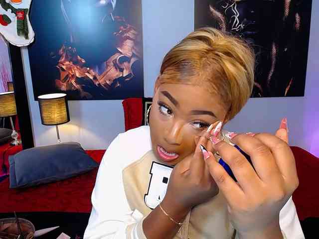 JasmineCampbell webcam