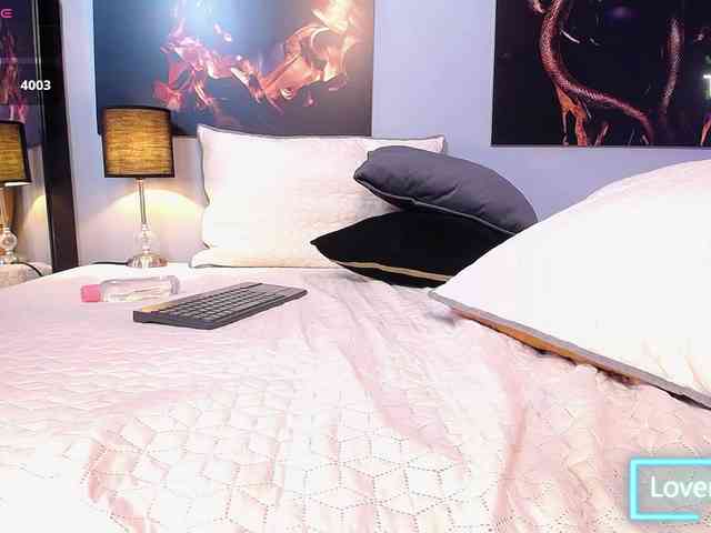 JasmineCampbell webcam