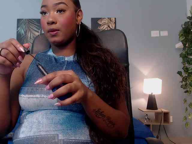 JasmineCampbell webcam