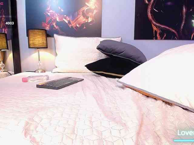 JasmineCampbell webcam