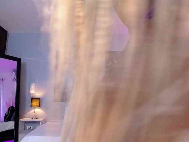 JasmineCampbell webcam